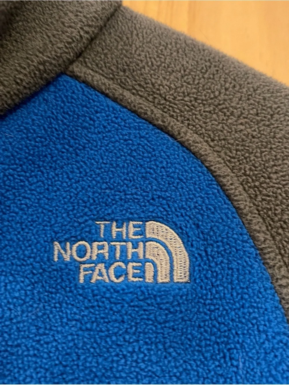 The North Face Boys Full Zip Fleece Jacket Colorblock Blue Gray Large 14/16